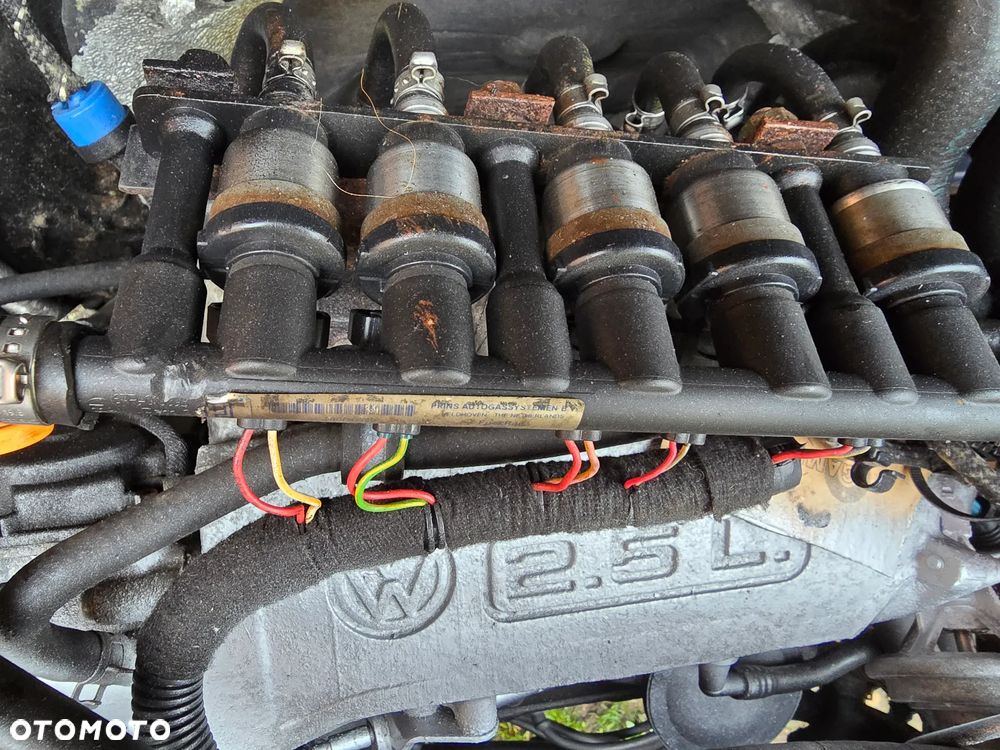 Volkswagen Caravelle Basis / CL - 33