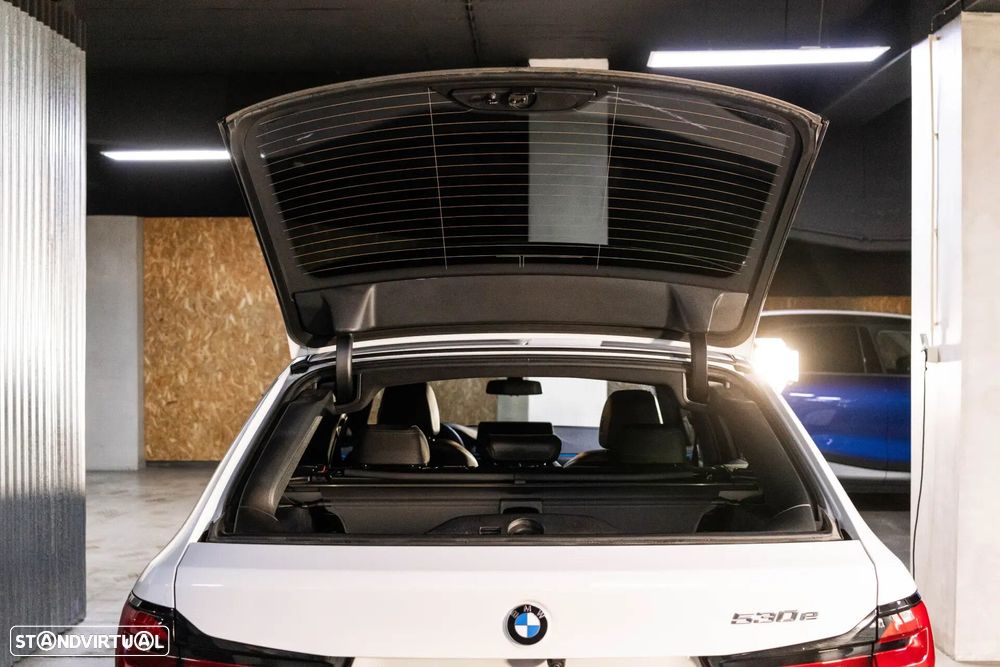 BMW 530 e Pack Desportivo M - 50