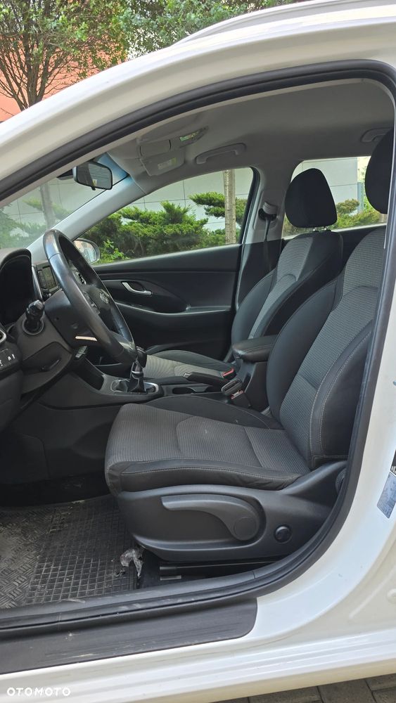 Hyundai i30 1.6 CRDi Comfort - 8