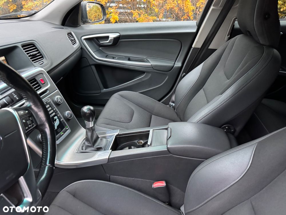 Volvo V60 - 2