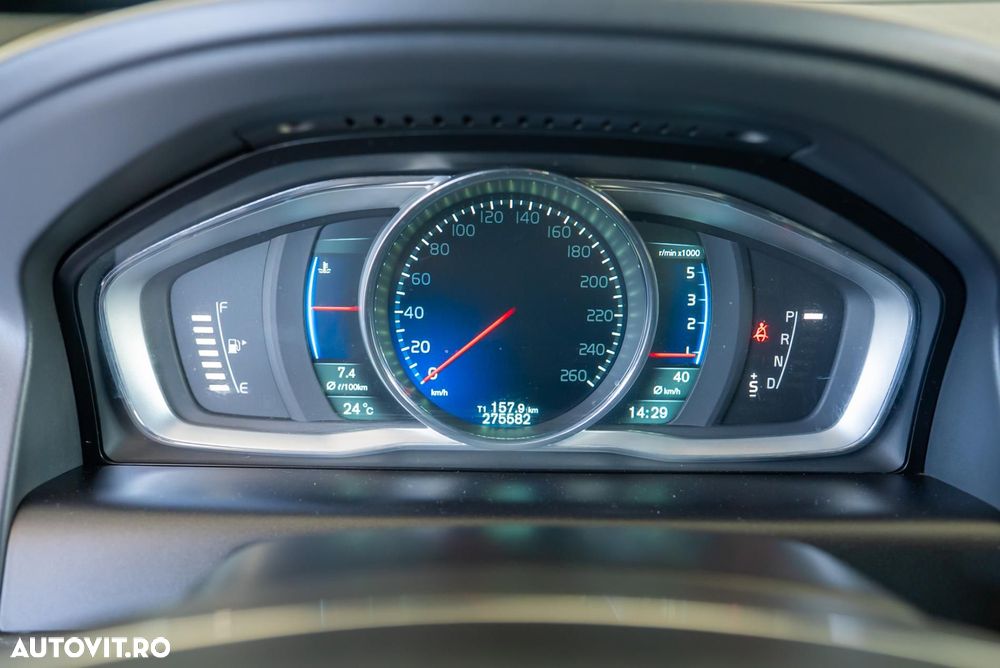 Volvo XC 60 - 14