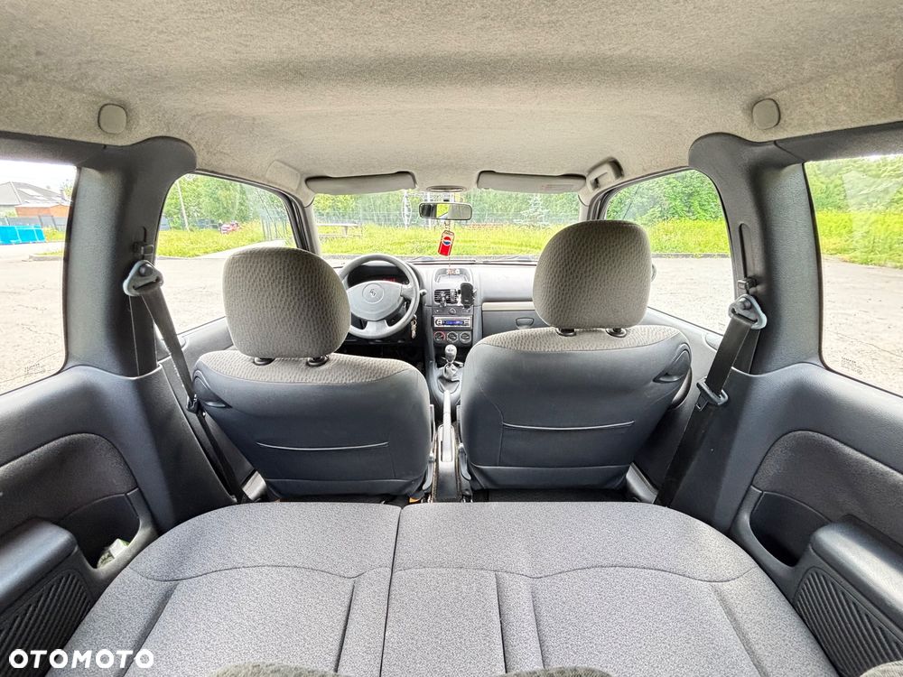 Renault Clio 1.2 16V Authentique - 8