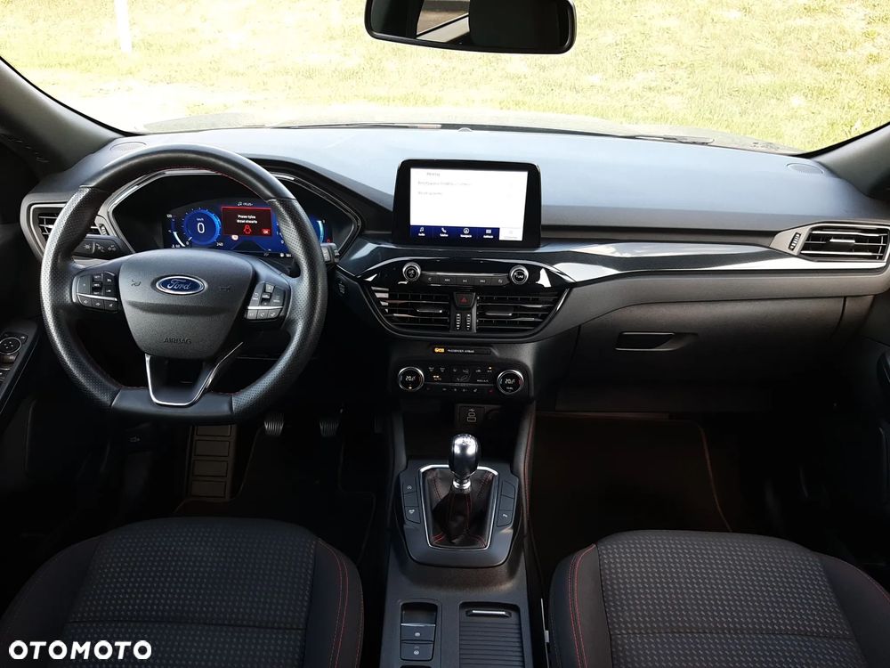 Ford Kuga 1.5 EcoBoost FWD ST-Line - 17
