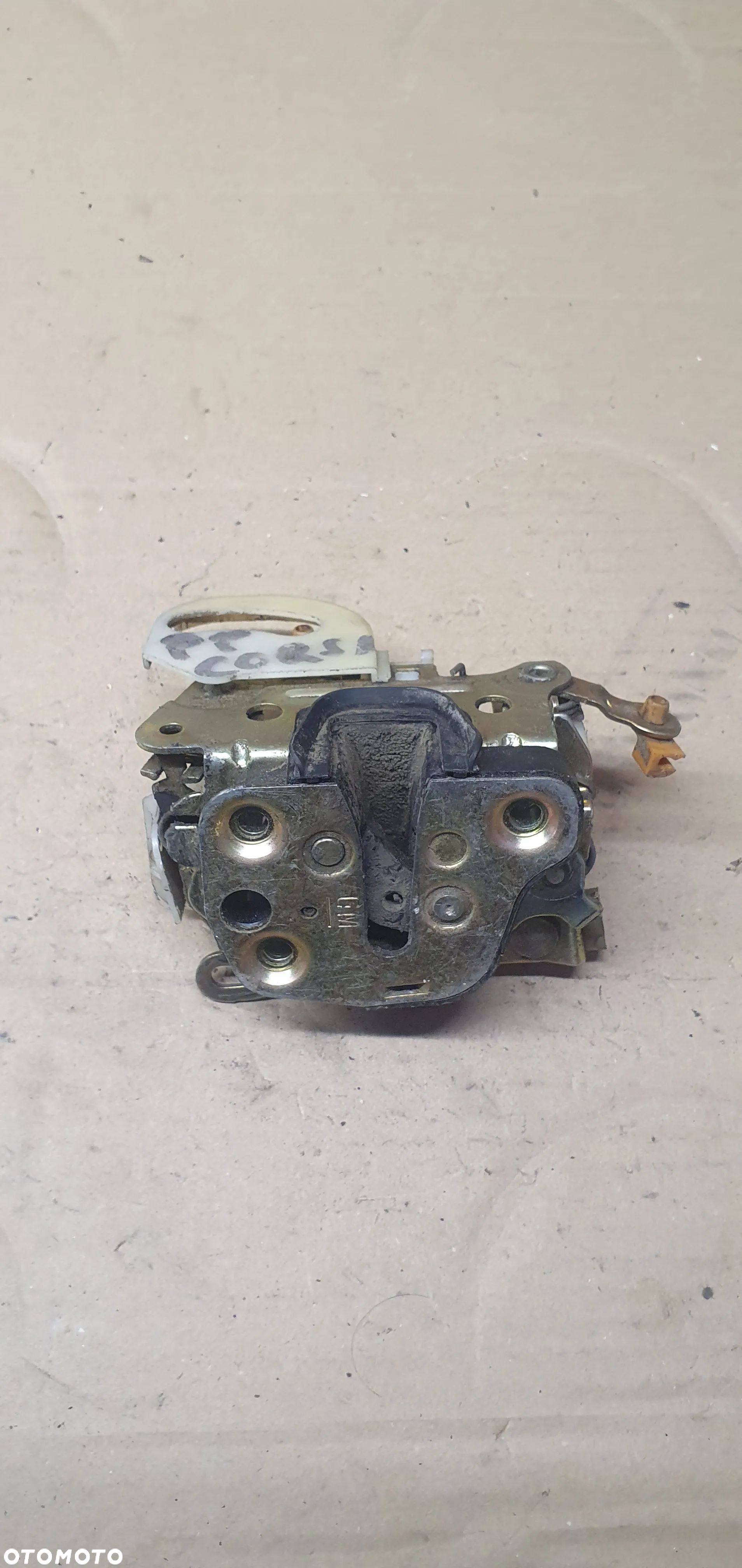 Zamek drzwi prawy przód klamka Opel Corsa B - 1