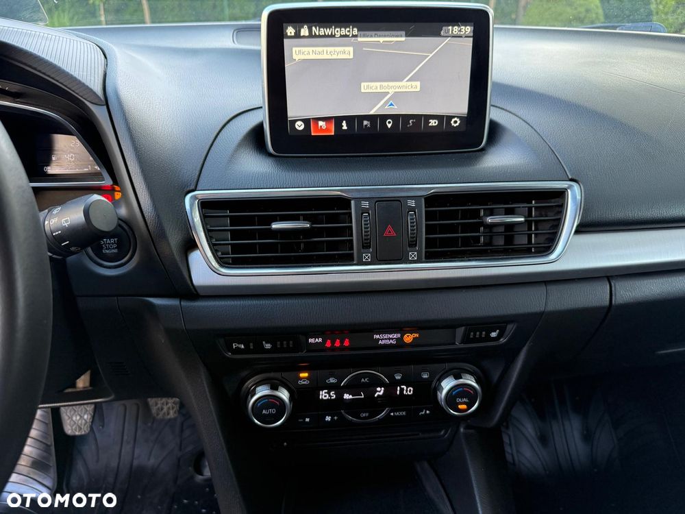 Mazda 3 - 16