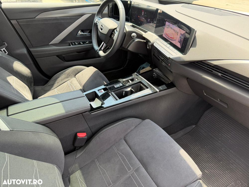 Opel Astra Ultimate - 18