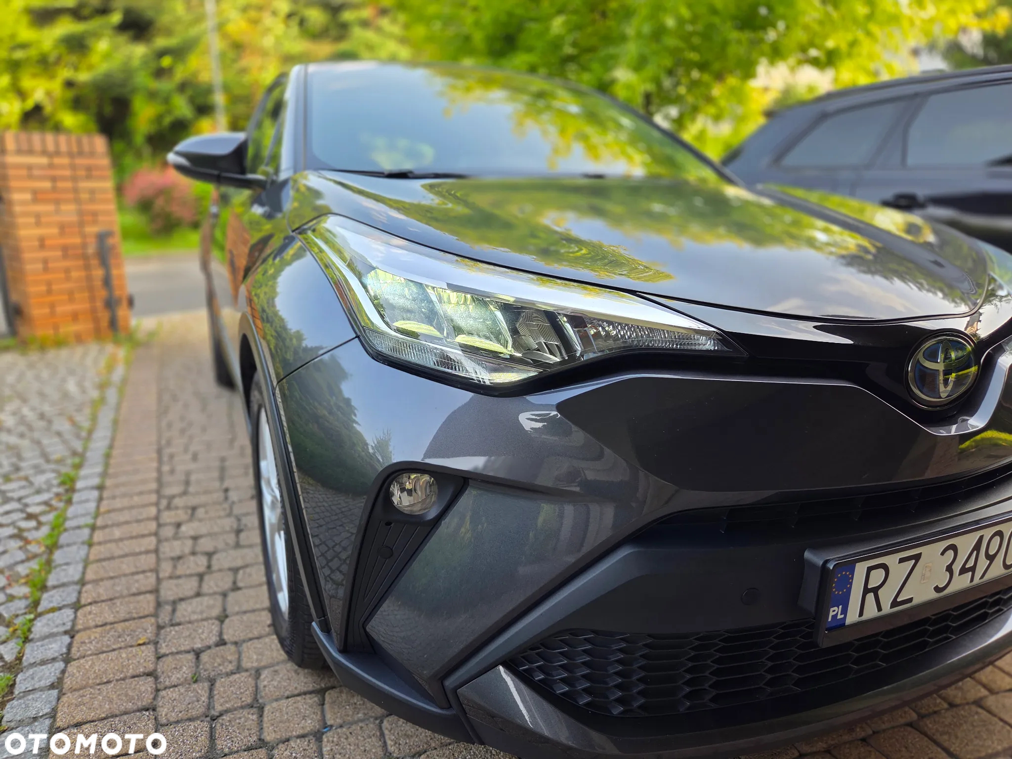 Toyota C-HR 1.8 Hybrid Business - 17