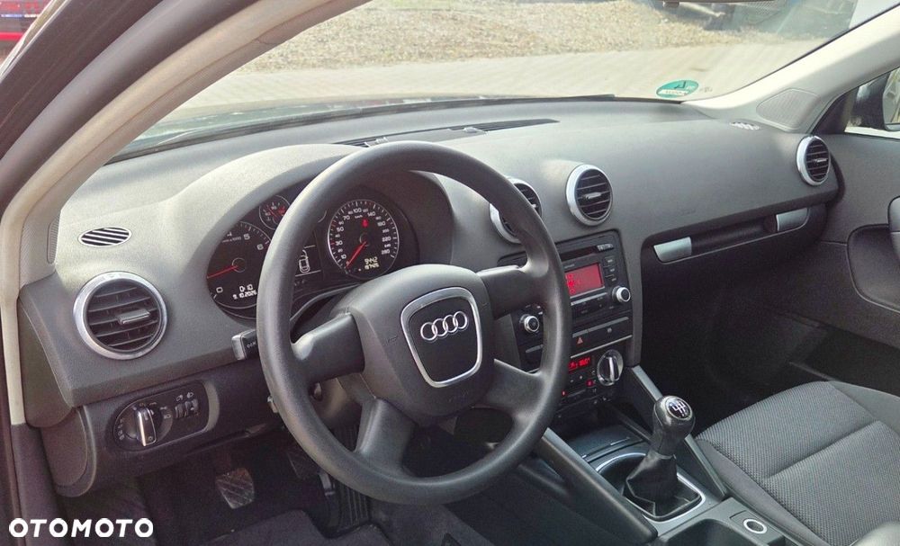 Audi A3 Sportback 2009 photo 5