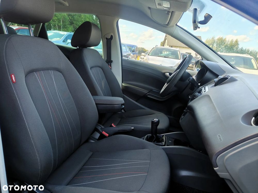Seat Ibiza 1.4 16V Style - 26