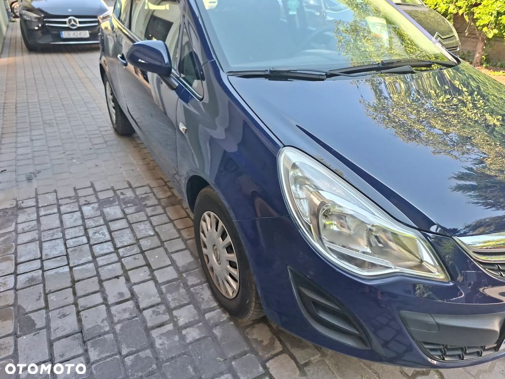 Opel Corsa 1.2 Cosmo - 2