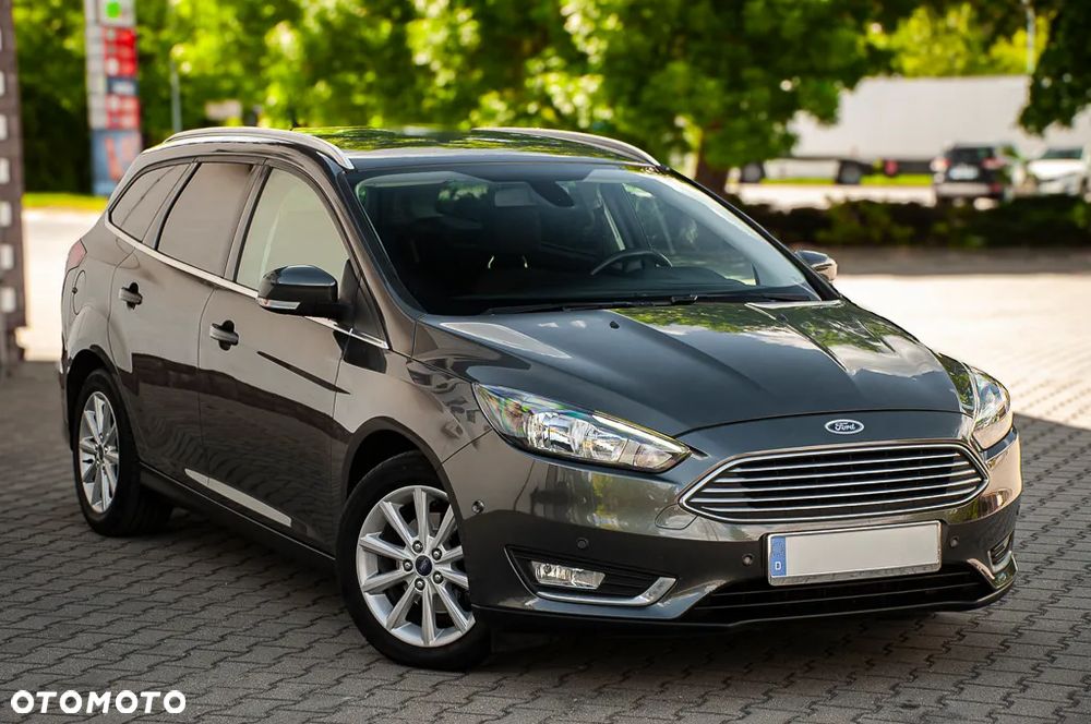 Ford Focus 1.0 EcoBoost STart-Stopp-System TITANIUM - 17