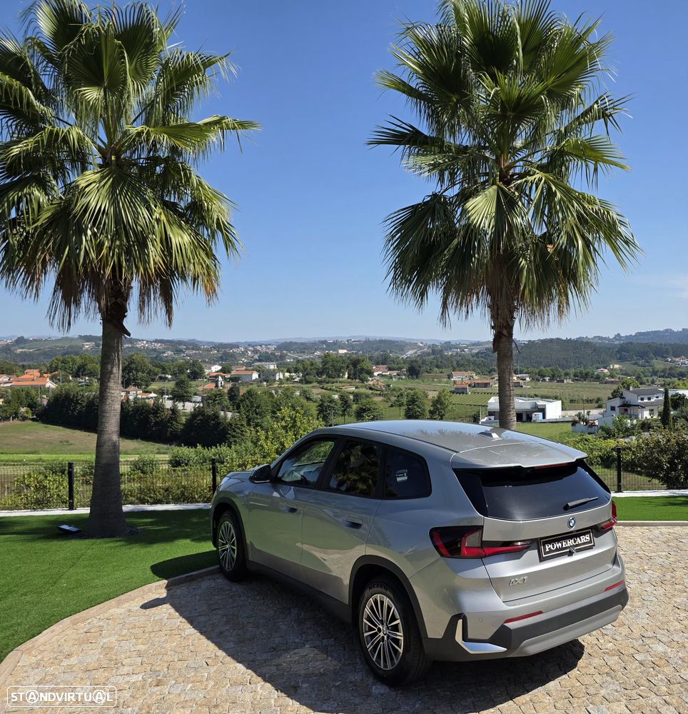BMW iX1 xDrive30 M Sport Pack - 9