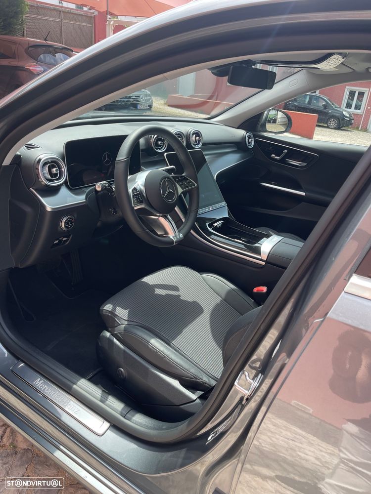 Mercedes-Benz C 300 de 4Matic T 9G-TRONIC Avantgarde - 5