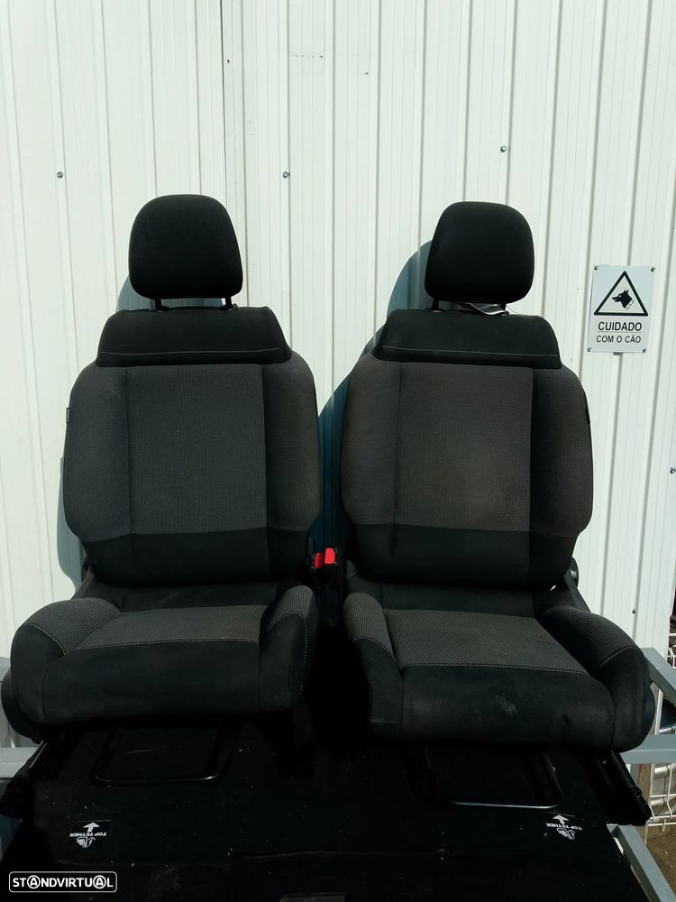 BANCOS FRENTE CITROEN C3 III - 1