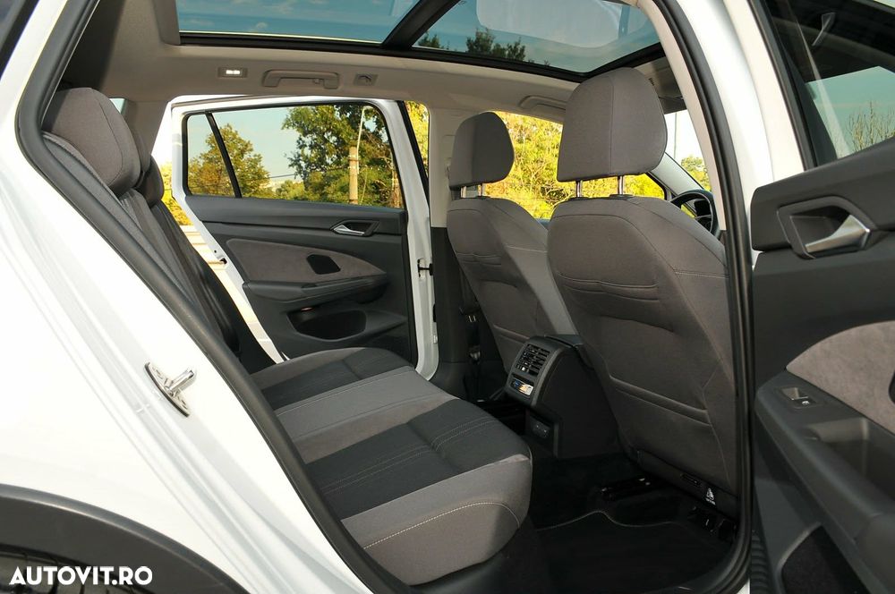 VOLKSWAGEN Golf 2022 — imagine 31