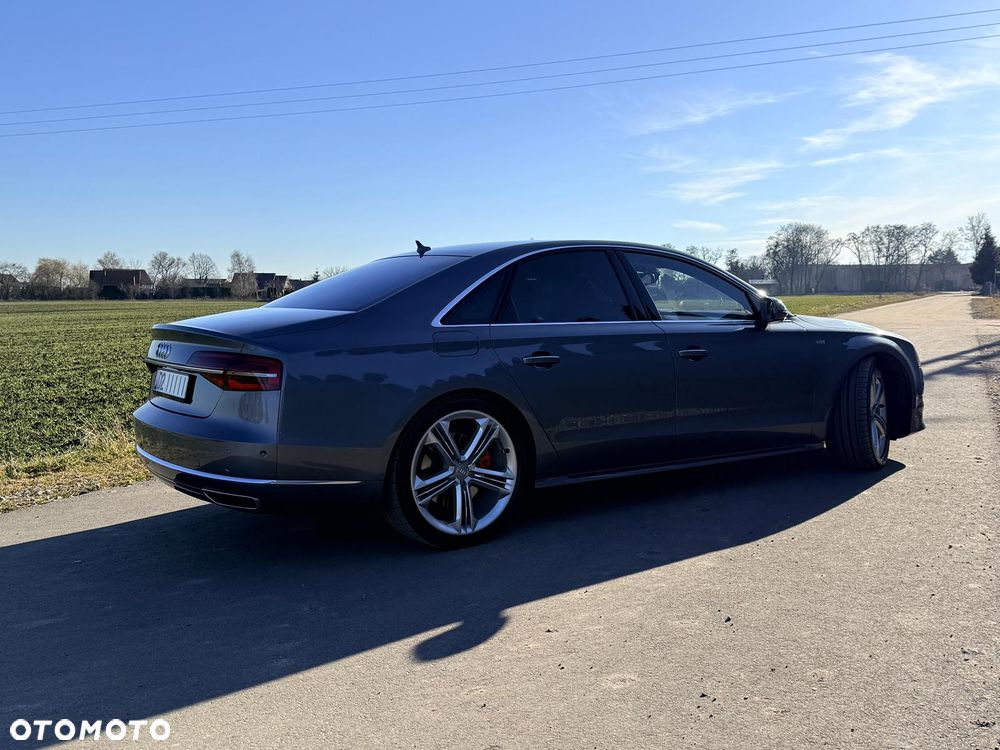 Audi A8 4.2 TDI DPF (clean diesel) quattro tiptronic - 2