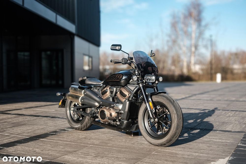 Harley-Davidson Sportster - 1