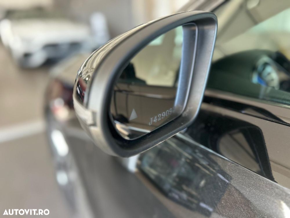 Mercedes-Benz A 200 Sedan 7G-DCT AMG Line - 14