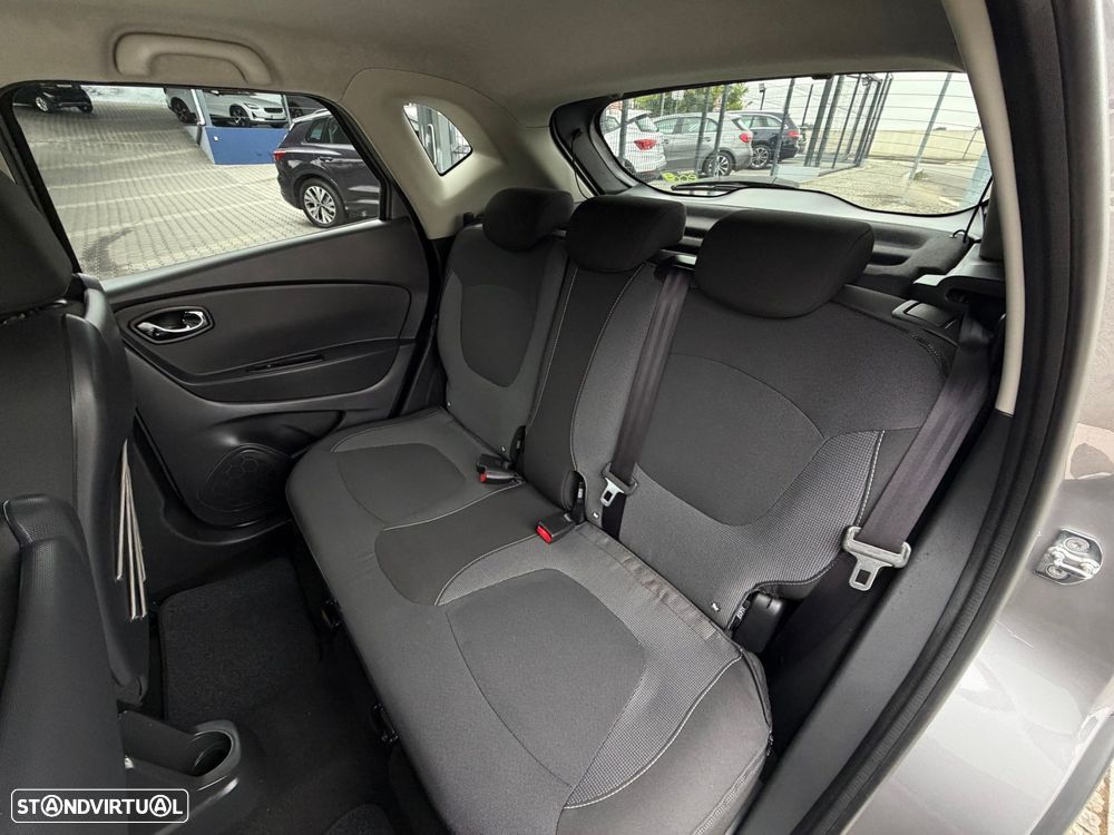 Renault Captur 1.5 dCi Exclusive - 34