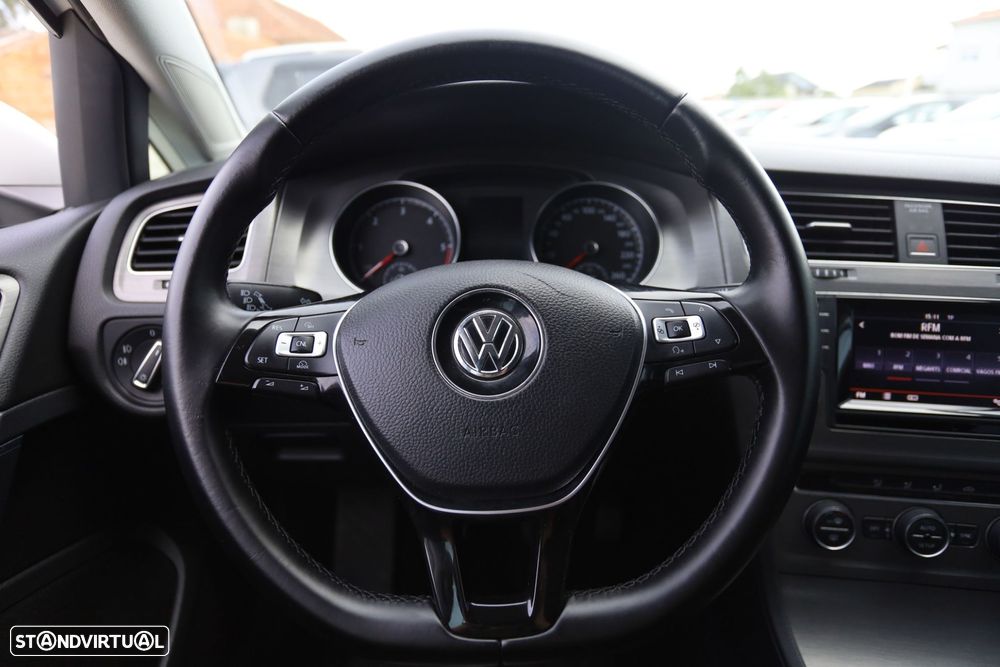 VW Golf 1.6 TDi Confortline - 11