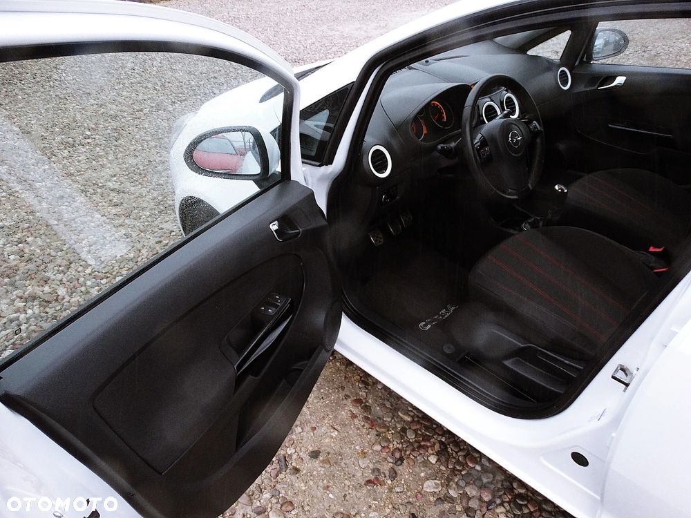 Opel Corsa 1.4 16V Color Edition - 17