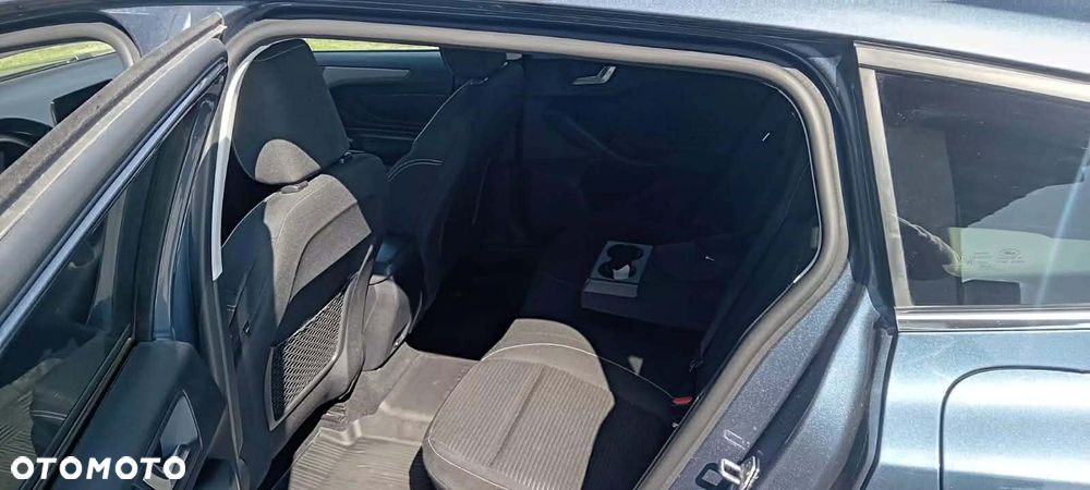 Ford Focus 1.0 EcoBoost Titanium Style - 8