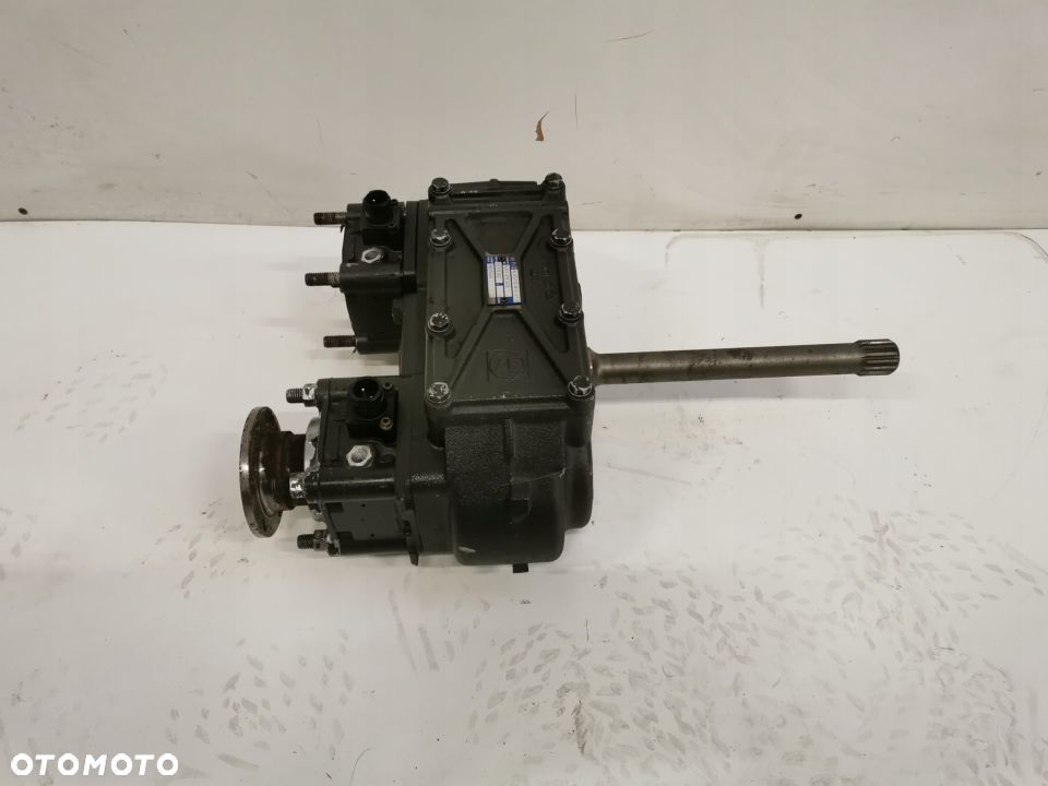 PRZYSTAWKA SKRZYNI BIEGÓW ZF PTO N AS/10 B+C - IT3 - 1