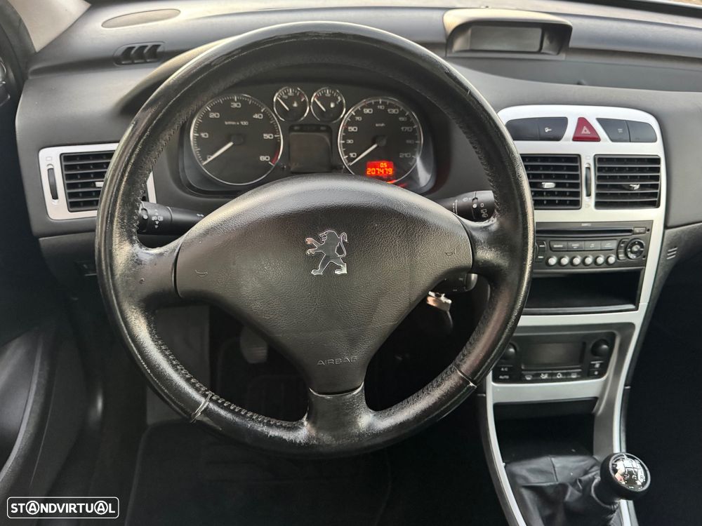 Peugeot 307 SW 1.6 HDi FAP Executive - 10