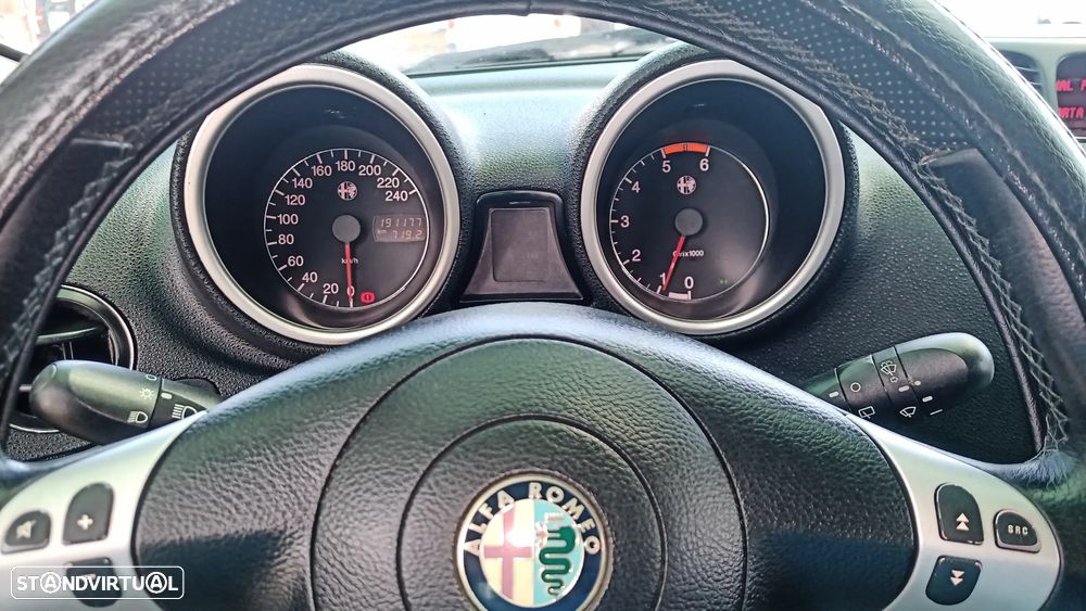 Alfa Romeo 156 Sportwagon 1.9 JTD Progression - 10