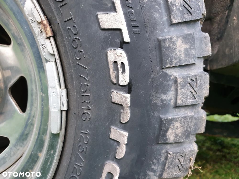 Mitsubishi Pajero - 3