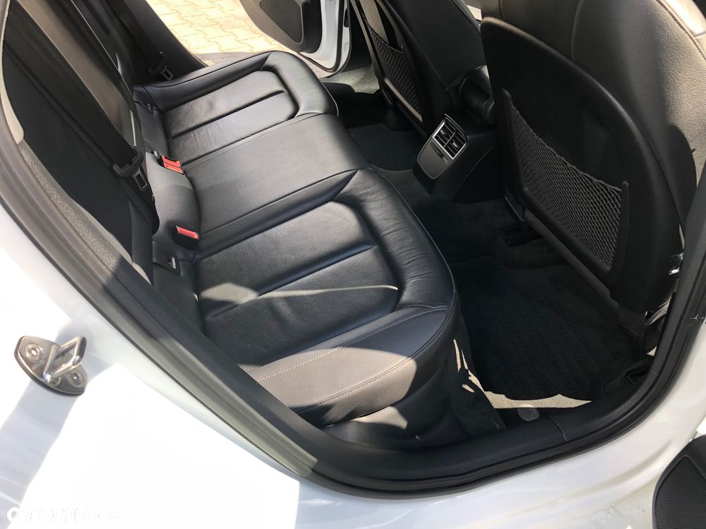 Audi A3 Limousine 2.0 TFSI quattro S tronic sport - 12