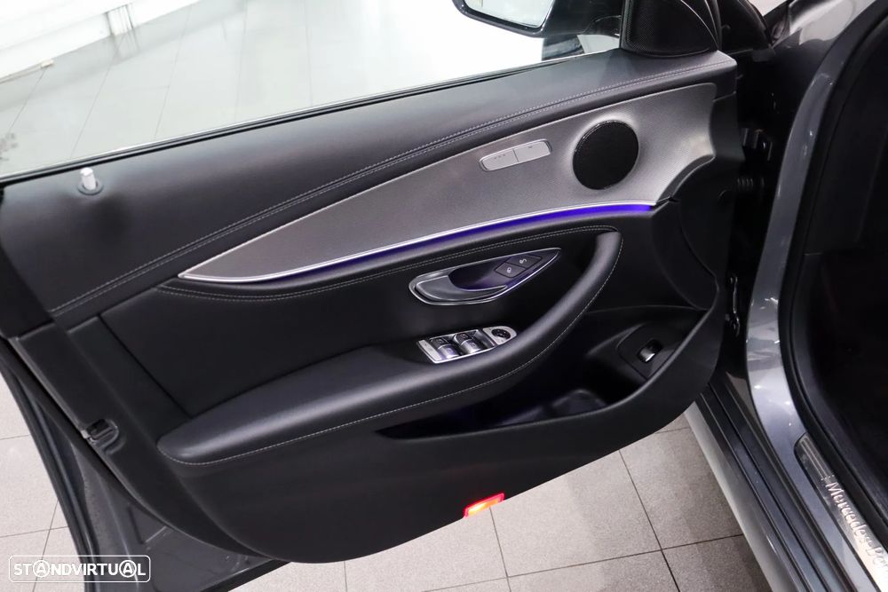 Mercedes-Benz E 220 d AMG - 21