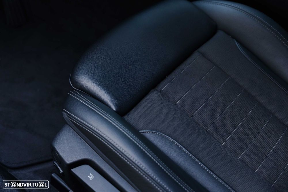 BMW 320 e Corporate Edition Auto - 13