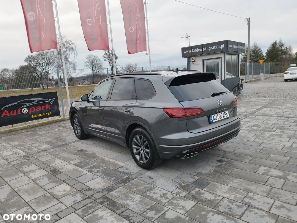 Volkswagen Touareg - 15