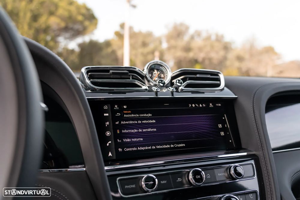 Bentley Bentayga V8 - 9