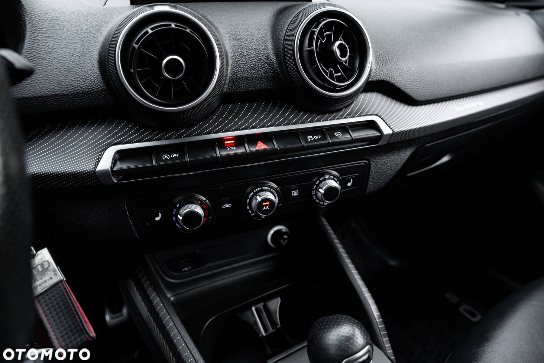 Audi Q2 2.0 TFSI quattro S tronic sport - 32