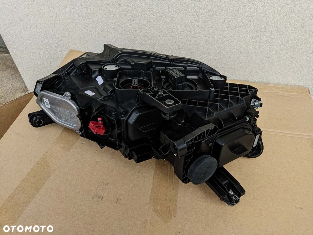 Lampa volkswagen Passat B8 - led lewa - 2