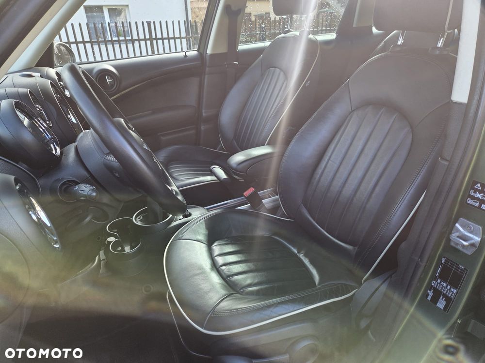 MINI Countryman - 25