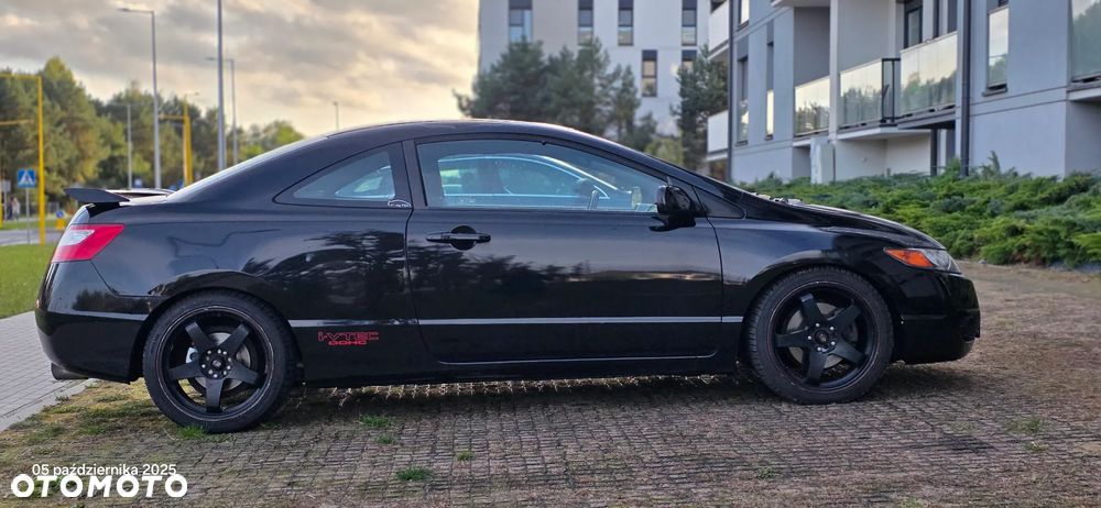 Honda Accord 2.0i ES - 1