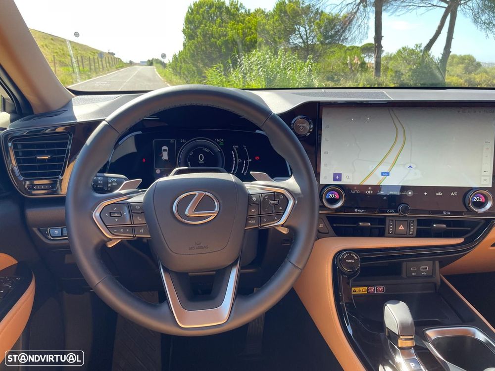 Lexus NX 450h+ - 11