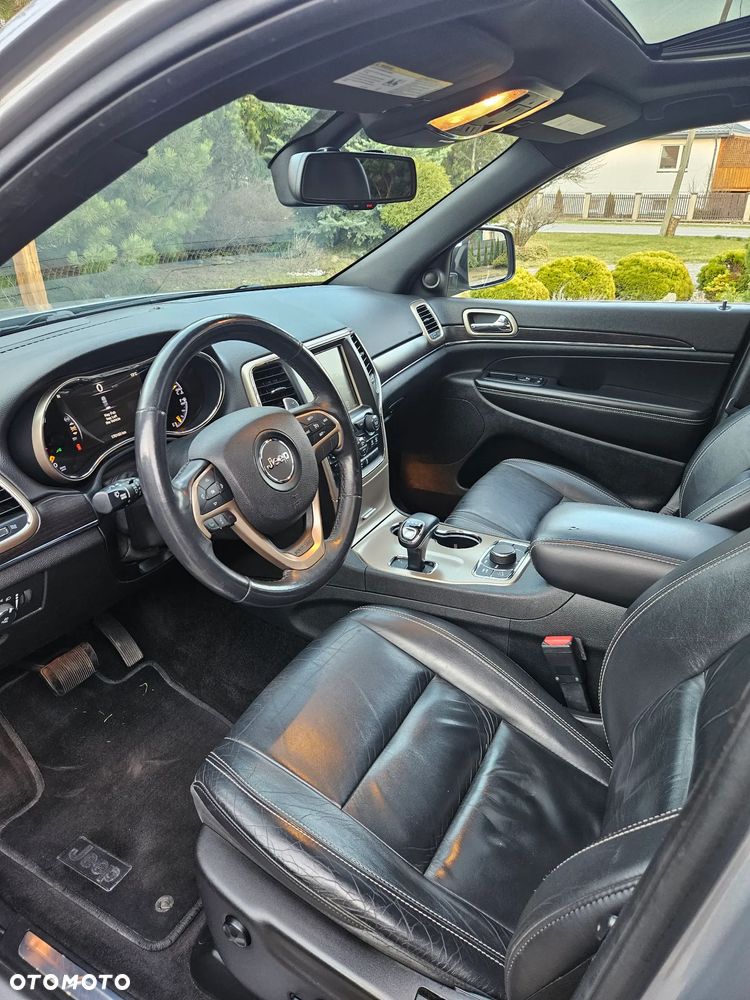 Jeep Grand Cherokee - 9