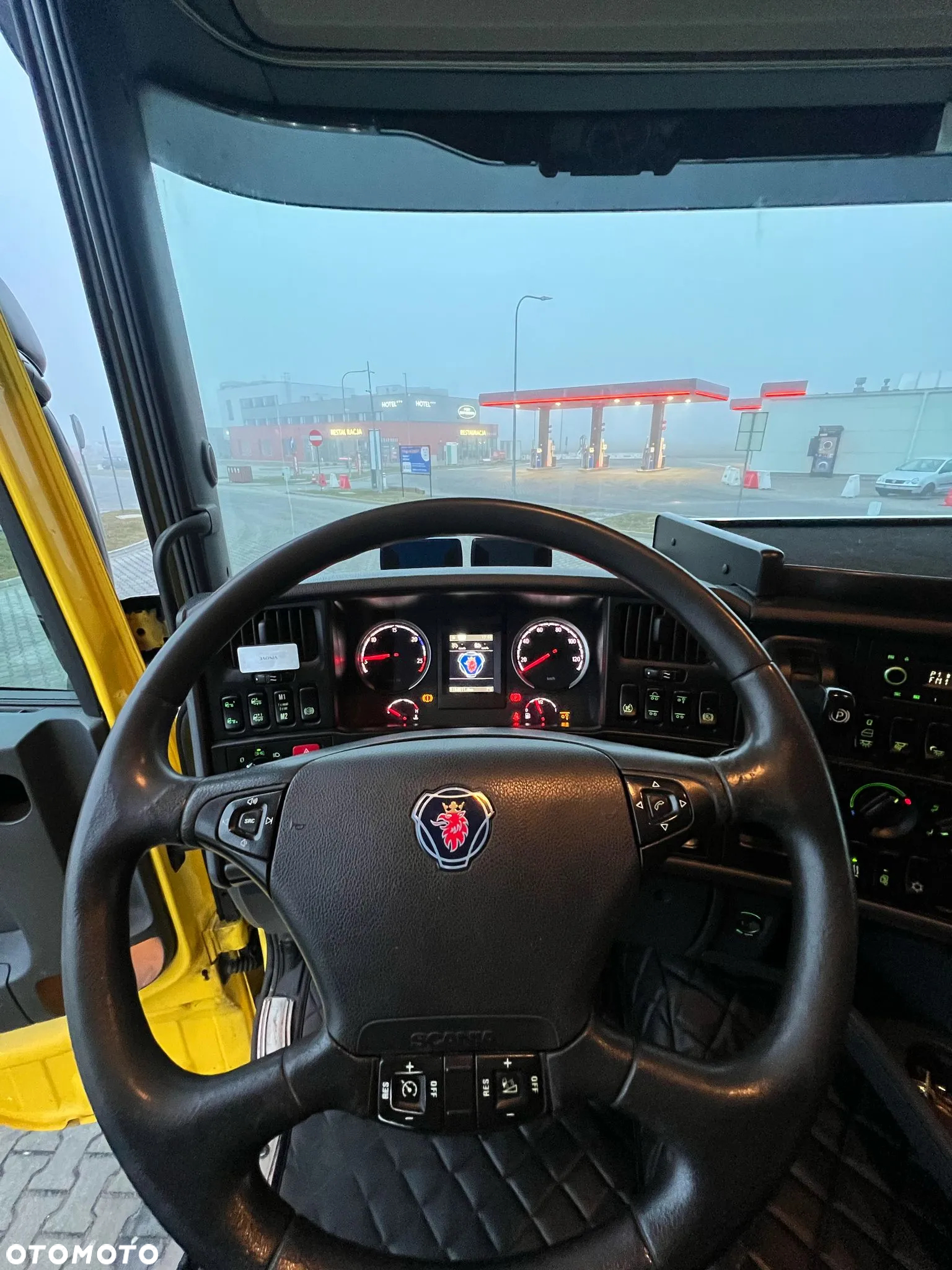 Scania R450 6x2 - 18