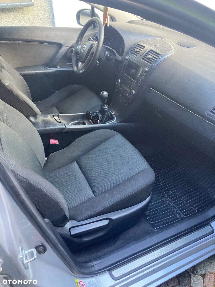 Toyota Avensis 2.2 D-CAT Executive - 5
