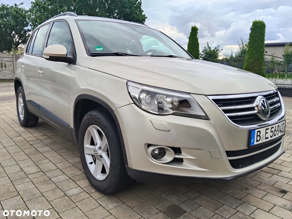 Volkswagen Tiguan - 11