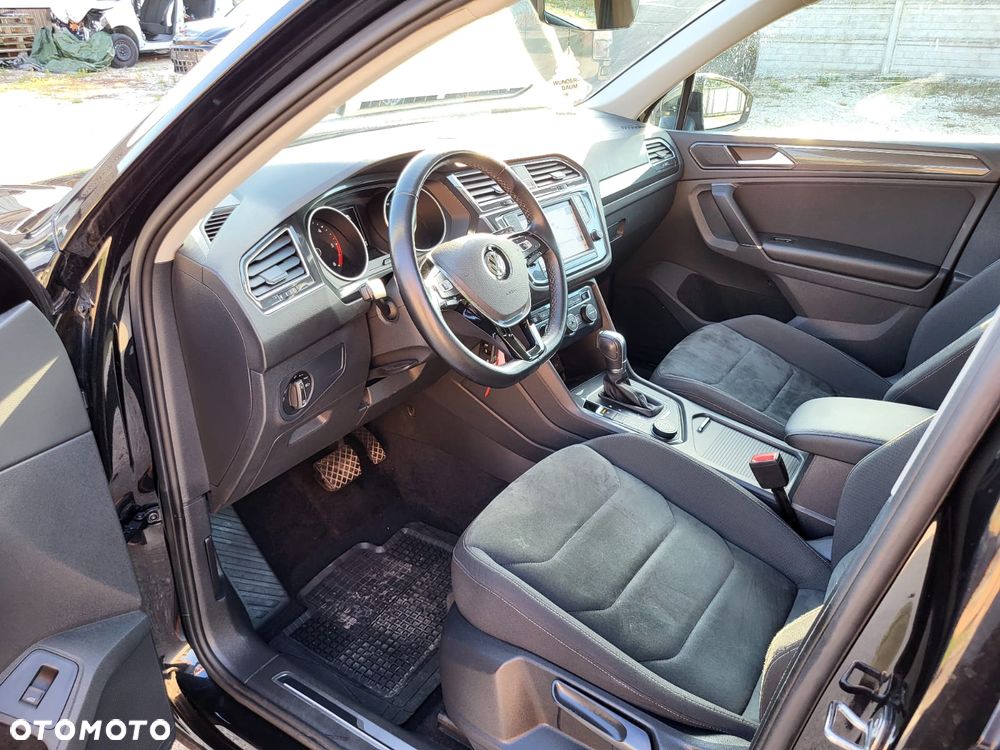 Volkswagen Tiguan 2.0 TDI SCR 4MotION DSG Elegance - 27