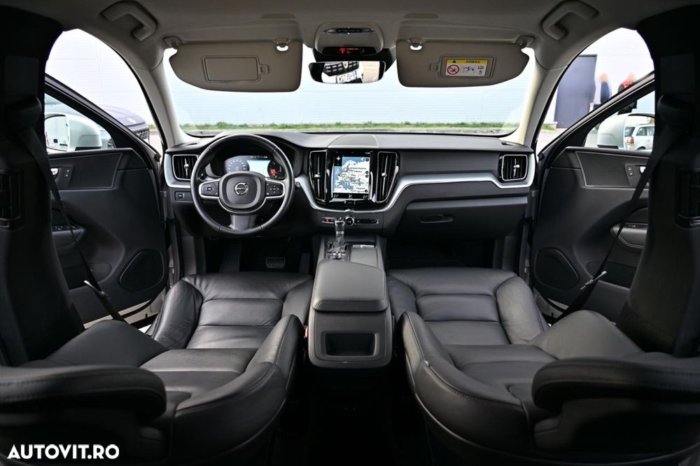 Volvo XC 60 D4 AWD Geartronic Momentum - 8