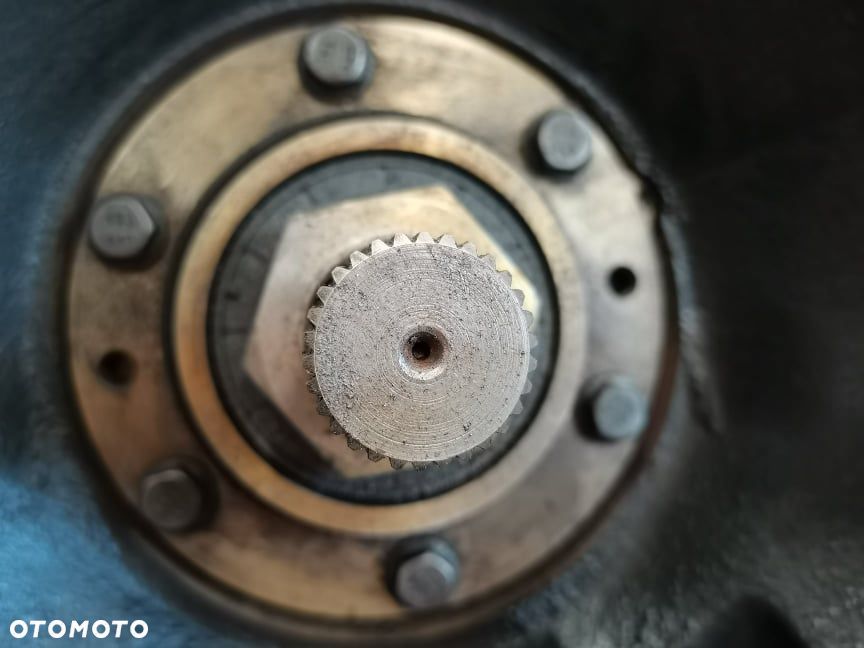 Skrzynia kątowa 45930291P Sprzęgło hydrokinetyczne JCB 536-70 - 9