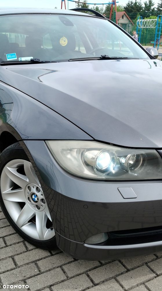 BMW Seria 3 318d - 9