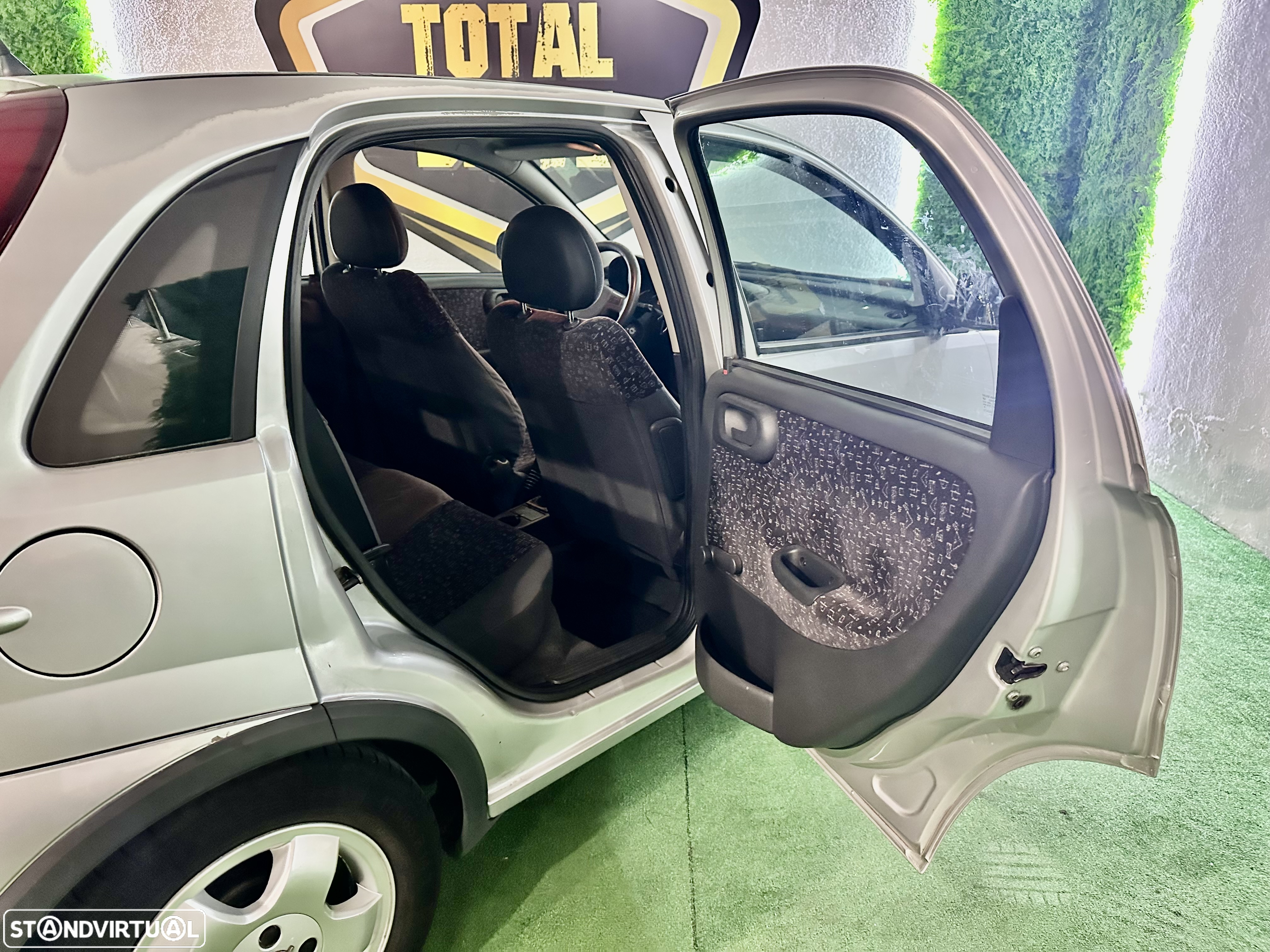 Opel Corsa 1.3 CDTi Cosmo - 15