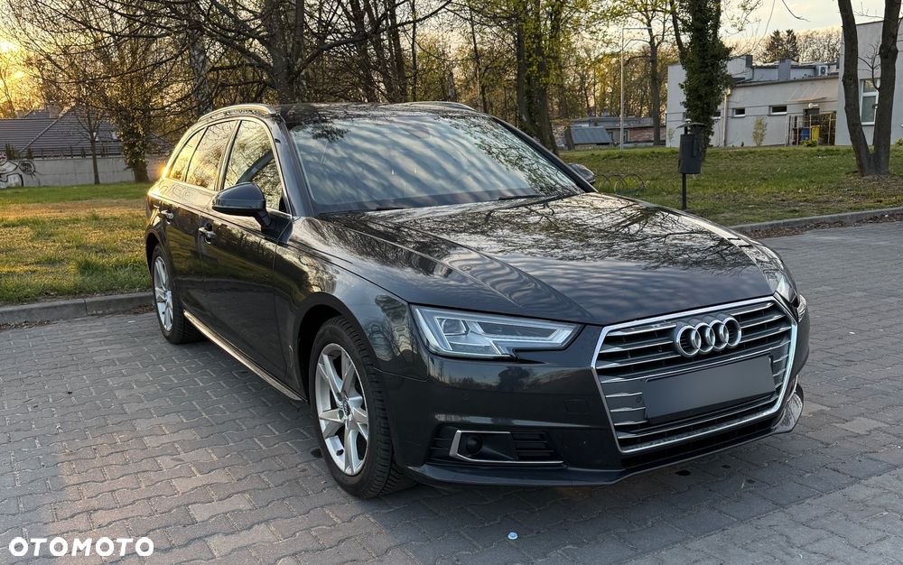 Audi A4 Avant 2.0 TDI S tronic - 1